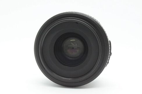Nikon 35mm f/1.8 AF-S DX Lens in Kuwait