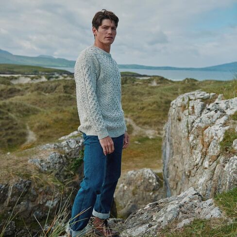 سترة Aran Woolen Mills Inisheer التقليدية Aran للرجال، سترة صياد أيرلندي، 100% صوف ميرينو ناعم، صنع في أيرلندا in Saudi Arabia