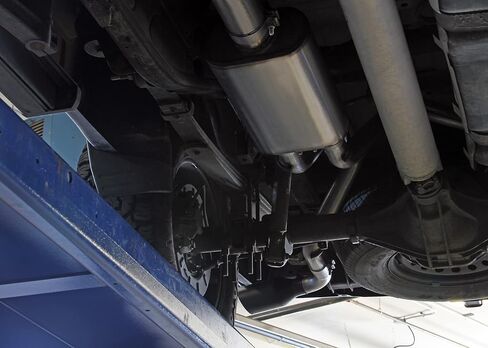 Flowmaster 717988 FlowFX Cat-Back Exhaust Kit 3.5 to 2.5 Inch Dual Side Exit Stainless 4 Inch Black Tips Compatible with 2011-2018 Chevy Silverado GMC Sierra 1500 6.2L 2/4WD all Wheelbases in Saudi Arabia
