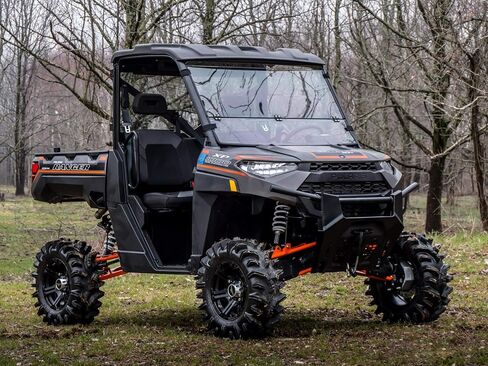 الزجاج الأمامي SuperATV المقاوم للخدش القابل للطي/الطي 2 في 1 لعام 2013+ Polaris Ranger XP 900/2014+ Polaris Ranger XP 900 Crew | بولي كربونات بسمك 1/4 بوصة أقوى 250 مرة من الزجاج | صنع في الولايات المتحدة الأمريكية in Saudi Arabia
