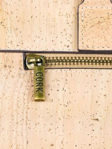 حقيبة كمبيوتر محمول من الفلين البرتغالي الطبيعي، حقيبة جلدية نباتية، حقيبة مراسلة احترافية مقاس 15.6 بوصة مع حجرة مبطنة، حزام قابل للتعديل، 14.96 × 11.02 × 2.36 بوصة in Kuwait