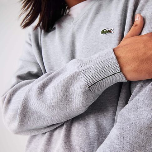 سترة Lacoste للرجال بأكمام طويلة ورقبة على شكل حرف V من القطن العضوي in Saudi Arabia