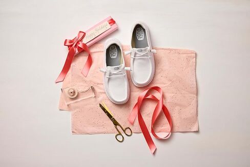 Hey Dude Wendy Stretch Sox White Size 9, Women’s Shoes, Women’s Slip-on Loafers, Comfortable & Light-Weight in Saudi Arabia