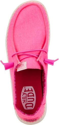 يا دود المرأة ويندي شامبراي in Kuwait