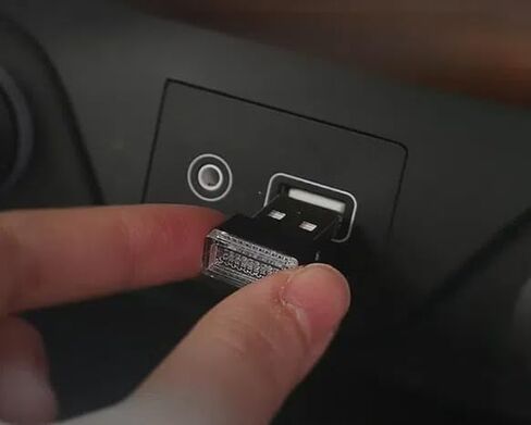 4 عبوات USB LED للسيارة، إضاءة ليلية مزخرفة تعمل بمنفذ USB، طقم جو تلقائي سهل التركيب، مناسب لمعظم المركبات (أزرق ثلجي) in Saudi Arabia