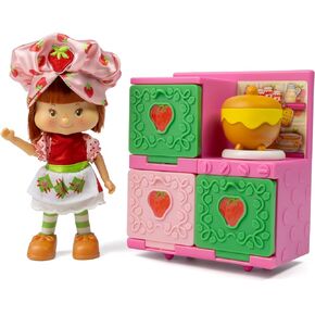 The Loyal Subjects Strawberry Shortcake Sweet Scented 5.5-inch Poseable Fashion Doll in Exclusive Baking Outfit and Berry Bake Playset with Oven, Baking Mixtures and Cooking Accessories