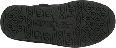 Minnetonka Women's Ankle Boots in Saudi Arabia