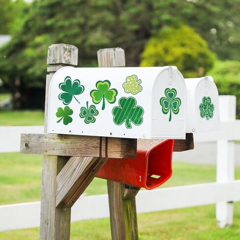 24Pcs St. Patrick's Day Reflective Car Magnets Green Shamrock Magnetic Stickers Clover Garage Magnet Decals for Irish Holiday Decor (Not for Aluminum Alloy Vehicle) in Kuwait