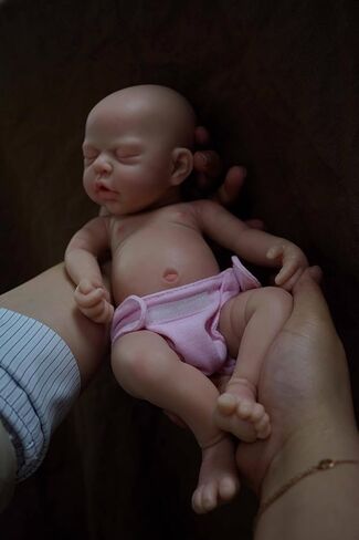 12" Lifelike Reborn Baby Dolls, Full Silicone Reborn Baby, Realistic Newborn Baby Doll Sleeping Girl Real Life Baby Dolls with Clothes Set & Feeding Accessories in Saudi Arabia