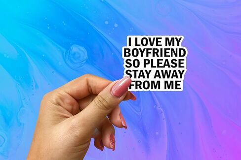 ملصق I Love My Boyfriend Stay Away From My Boyfriend، 3CT زجاجة مياه للكمبيوتر المحمول بهلوان سيارة شاحنة ممتص الصدمات للهاتف اللوحي هدية ملصق نافذة حائط (2 بوصة (صغير)) in Saudi Arabia