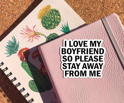 ملصق I Love My Boyfriend Stay Away From My Boyfriend، 3CT زجاجة مياه للكمبيوتر المحمول بهلوان سيارة شاحنة ممتص الصدمات للهاتف اللوحي هدية ملصق نافذة حائط (2 بوصة (صغير)) in Saudi Arabia