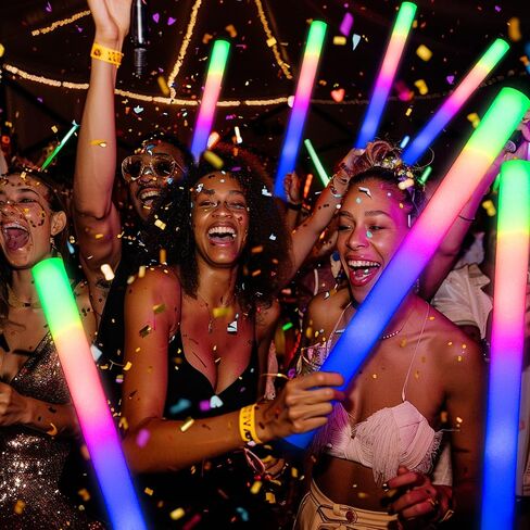 68 عبوة من أعواد التوهج الإسفنجية LED، أعواد توهج الزفاف لدعائم الاستقبال، أعواد مضيئة بيضاء لحفلات الزفاف للبالغين، أعواد إسفنجية مضيئة، حزمة أعواد إضاءة للحفلات، أعواد ضوئية للحفلات الكبيرة. in Kuwait