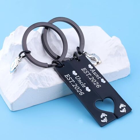 FUSTMW New Aunt and Uncle gifts Est 2024 Keychain Set Pregnancy Announcement Gift First Time Uncle Gifts for Aunt to Be Gifts in Kuwait
