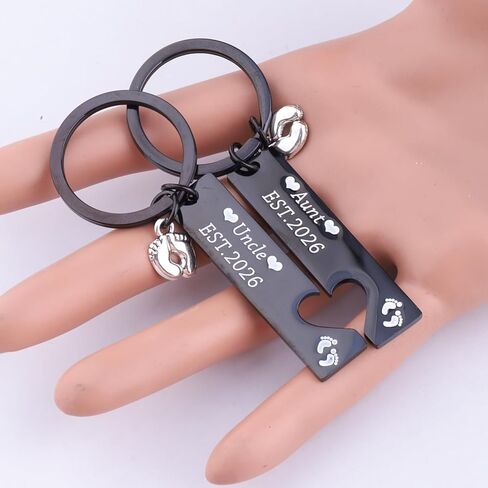 FUSTMW New Aunt and Uncle gifts Est 2024 Keychain Set Pregnancy Announcement Gift First Time Uncle Gifts for Aunt to Be Gifts in Kuwait
