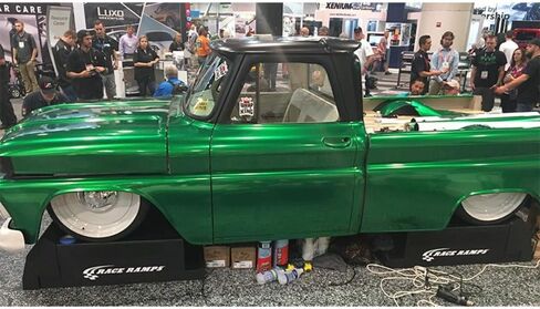 Averry SW900 Gloss Metallic Radioactive | 762-M | Vinyl CAR WRAP Film (5ft x 10ft (50 Sq/ft)) w/Free-Style-It Pro-Wrapping Glove in Kuwait