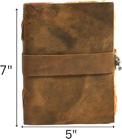 مجلة جلدية كلاسيكية للنساء والرجال - كتاب الظلال، مجلة جريمويري الساحرة مع قفل للإغلاق - 200 صفحة مصنوعة يدويًا من ورق ذو حافة عتيقة - دفتر ملاحظات من الجلد البني الريفي مقاس 7 × 5 in Kuwait