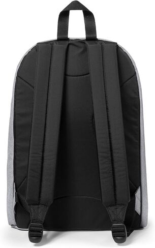 EASTPAK خارج المكتب - حقيبة ظهر سعة 31 لترًا بمقصورات مزدوجة، وحقيبة كمبيوتر محمول مقاس 16 بوصة، وجيب أمان، وحامل زجاجات وأشرطة شبكية هوائية، باللون الأسود in Kuwait