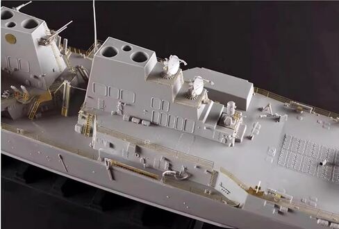 Trumpeter 62010 1:200 Arleigh Burke Class Missile Destroyer USS Pinckney DDG-91 in Saudi Arabia