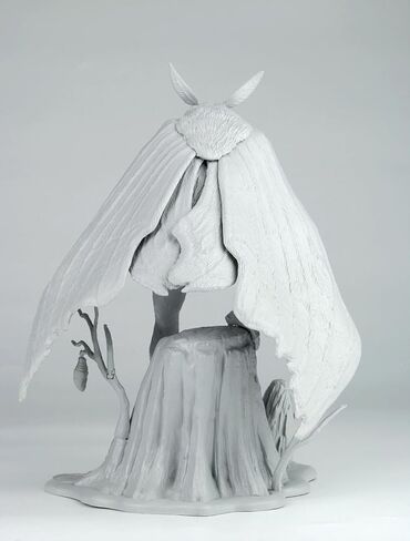 Pegasus 1/8 The Mothman Plastic Model Kit 9130 in Saudi Arabia
