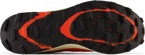 New Balance Men's FuelCell Summit Unknown V3 Trail Running Shoe in Kuwait