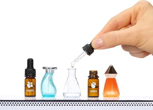 MGA's Miniverse - Make It Mini Fragrances Mini Collectibles (6 عبوات) حزمة عمياء، DIY، مستحضرات تجميل حقيقية، عطر، عنبر، خشبي، فاكهي، زهري، روائح منعشة، غير سامة، جامعي، 8+ in Kuwait