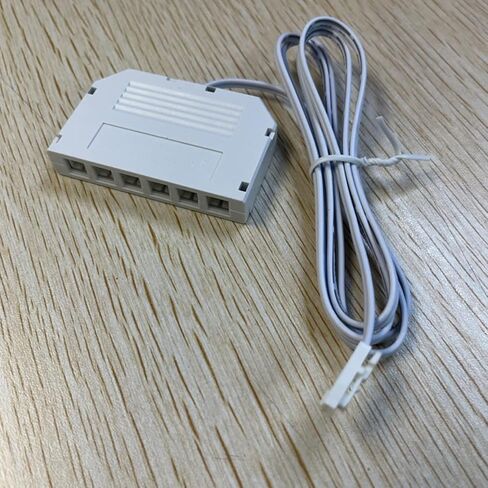 VST Distributor 6-Ports 6-24VDCmax.3A Can Connect Between Power Adapter and led Lights… in Kuwait