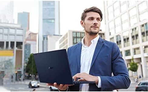 كمبيوتر محمول ASUS ExpertBook B5 رفيع وخفيف للأعمال، شاشة 13.3 بوصة FHD OLED، Intel Core i7-1165G7، 512 جيجابايت SSD، 16 جيجابايت ذاكرة الوصول العشوائي، بطارية طوال اليوم، مؤتمر فيديو على مستوى المؤسسات، NumberPad، Win 10 Pro، B5302CEA-XH74 in Saudi Arabia