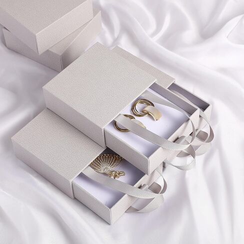 40 pcs paper boxes 9 x 9 x 3.5 cm, red luxury gift storage, jewelry gift storage box for earrings necklaces bracelets rings in Saudi Arabia