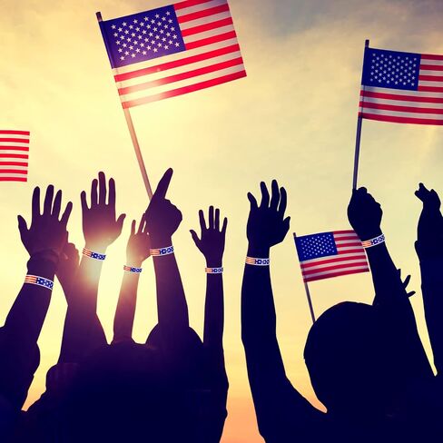 200 Pcs Patriotic Paper Wristbands for Events Red White and Blue Star Stream Event Wristbands 4th of July Paper Bracelets American USA Party Favors for Memorial and Veterans Day(Stripe) in Saudi Arabia