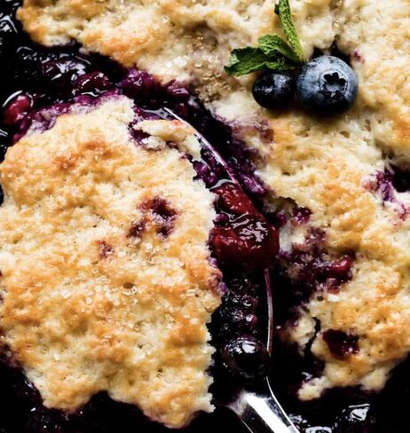 زيت عطري بيري كوبلر (4 أونصة) لصنع الشموع، وصناعة الصابون، وصناعة التارت، واللوشن، وبخاخات الغرف، وكرات الاستحمام الفوارة، والتدفئة - مستلزمات الشموع من كيه واي in Kuwait