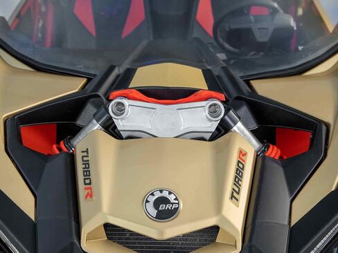 دعامة برج الصدمات SuperATV Billet لـ 2017+ Can-Am Maverick X3 Turbo / MAX / X RS / X DS / X MR / X RC | يقوي نظام التعليق الأمامي الخاص بك | يتم تثبيته مباشرة بالإطار في مواقع متعددة in Saudi Arabia