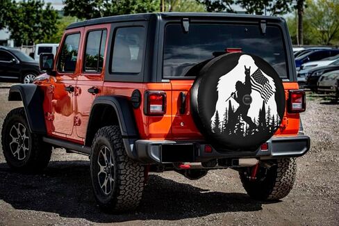 غطاء إطار احتياطي بعلم أمريكي للتخييم مع فتحة كاميرا احتياطية غطاء عجلة من الجلد لسيارة Wrangler JL، Sport & Sahara (2018-2025) in Saudi Arabia
