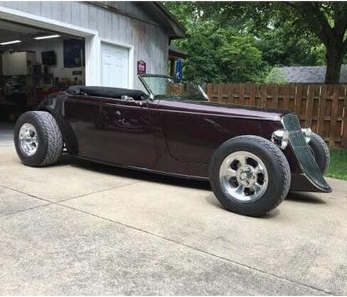 Eastwood 4:1 Bonneville Black Cherry 2K Basecoat and Activator Automotive Spray Paint Kit Makes 5 Sprayable Quarts in Saudi Arabia