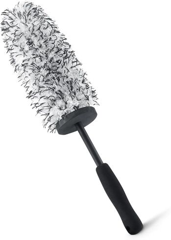 Amazon Basics Microfiber Wheel Cleaner Brush, for Rim Cleaning and Car Detailing, 16.54'' Length, Gray in Saudi Arabia