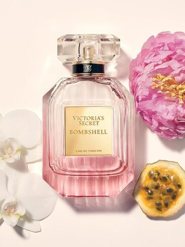 مجموعة هدايا ثنائية العطر بومبشيل ميني من فيكتوريا سيكريت: عطر صغير ولوشن للسفر in Kuwait