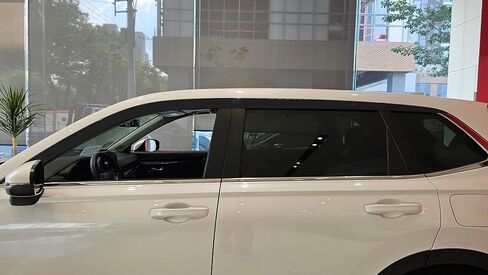 مجموعة أقنعة النافذة الواقية من المطر بشريط من AUTOCLOVER مكونة من 6 قطع لسيارة Honda CR-V 2023 2024 2025 / منحرف النافذة، ظلال فتحة التهوية خارج القناة (مدخنة) in Saudi Arabia