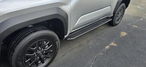 Fits for Toyota 4Runner N500 2025 2026 2PCS Side Steps Running Boards Nerf Bars in Kuwait