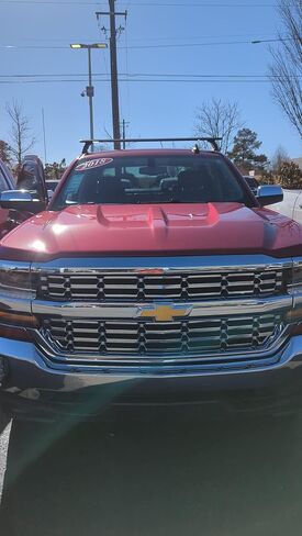 قضبان متقاطعة لرف السقف لسيارة شيفروليه سيلفرادو 1500 تناسب الجيل الثالث (2014-18) الجيل الرابع (2019-2025) مشبك سقف مكشوف بسعة 330 رطلًا من الألومنيوم على شكل حرف T قابلة للقفل للخدمة الشاقة بدون حفر (أسود) in Kuwait