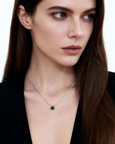 925 Sterling Sliver Jade Necklace Light Green Jade Pendant Necklace for Women Beautiful Small Jade Jewelry for Gift in Kuwait