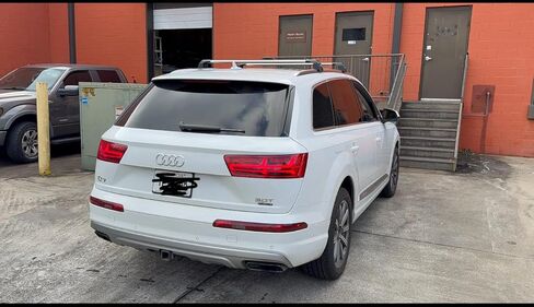 قضبان متقاطعة لحامل السقف لسيارة Audi Q7، تصميم فتحة T من الألومنيوم، قابلة للقفل، تناسب القضبان المدمجة المتدفقة للخدمة الشاقة سعة تحميل 330 رطل (فضي، الجيل الثاني (Typ 4M): 2015–Up) in Kuwait