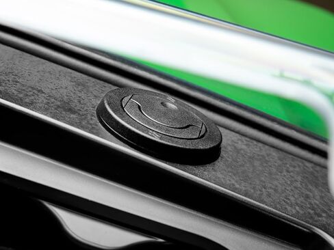 SuperATV In-Dash Heater for John Deere Gator XUV 835/865 in Saudi Arabia