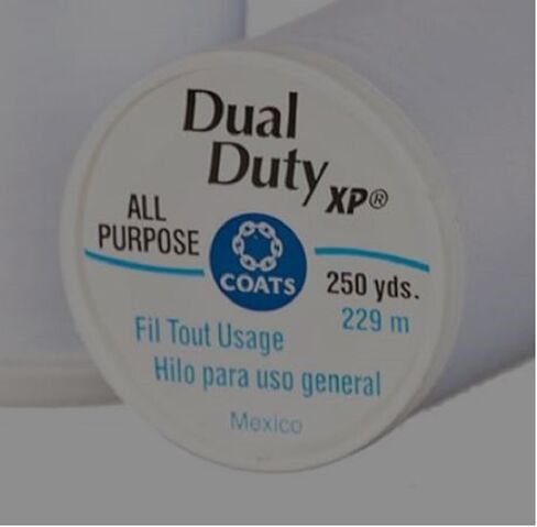 خيط خياطة متعدد الأغراض من Coats & Clark Dual Duty XP - إجمالي 500 ياردة - حزمة مع خيط إبر Bella's Crafts (أبيض) in Kuwait
