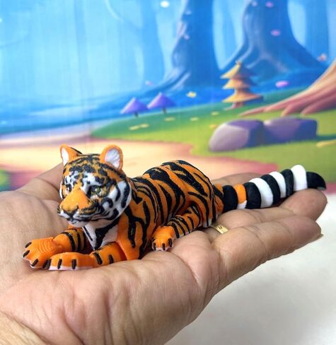 3D Printed Tiger, Animal Creature Flexible Tiger Toys, 6.5 Inches Articulated Fidget Animal for Home Office Executive Desk Decoration AT001-WHT (Orange & Black) in Saudi Arabia