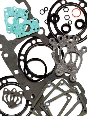 Gasket Kit with Oil Seals For Polaris 600 IQ RACER/INTL 2008-2013 in Kuwait