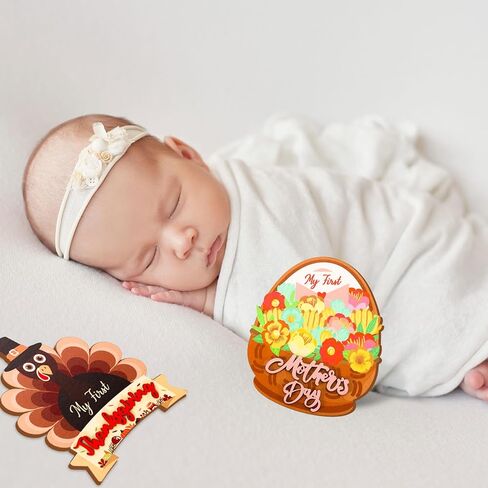 Whaline 10 قطع من بطاقات My First Holiday Milestone، علامة إعلان خشبية لعطلة الطفل للحمل وحديثي الولادة ونمو الطفل، ديكور صور دعائم الطفل في الخريف الأول وعيد الهالوين والكريسماس والعام الجديد in Kuwait