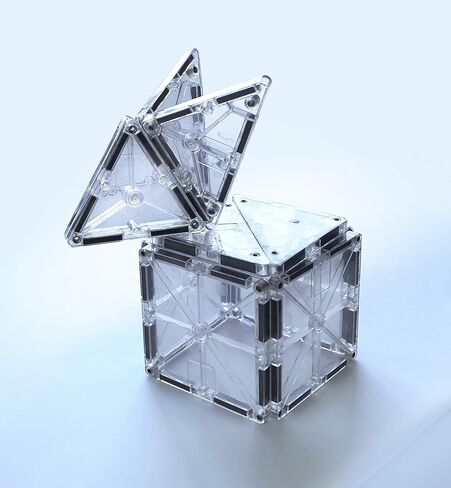 MAGNA-TILES Ice مجموعة بناء مغناطيسية مكونة من 16 قطعة، العلامة التجارية الأصلية للبناء المغناطيسي in Kuwait
