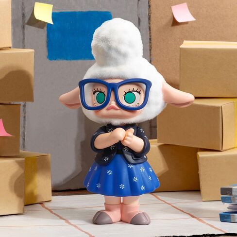 شخصيات صندوق عمياء من سلسلة POP MART Molly × Zootopia ذات العلامة التجارية المشتركة، ألعاب قابلة للتجميع، ديكورات منزلية، هدايا عيد ميلاد للعطلات للفتيات والفتيان، صندوق واحد in Kuwait