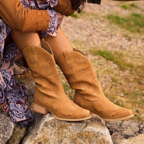 DREAM PAIRS Women's Cowboy Boots Mid Calf Cowgirl Boots Embroidery Stitched Square Toe Western Boots in Kuwait
