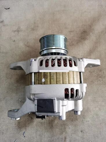 24V 110A ALTERNATOR Heavy duty truck 7421401683, 7421652996, 7485013330 21401683, 21652997 A004TR6291 A004TR6293 in Kuwait