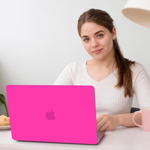 AKIT متوافق مع حافظة MacBook Air 13 بوصة M1 2022-2020 2019 2018 A2337 A2179 A1932، [رفيعة للغاية] حافظة صلبة غير لامعة وواقي شاشة وغطاء لوحة مفاتيح لجهاز MacBook Air 13.3 بوصة 2020، وردي فاقع in Kuwait